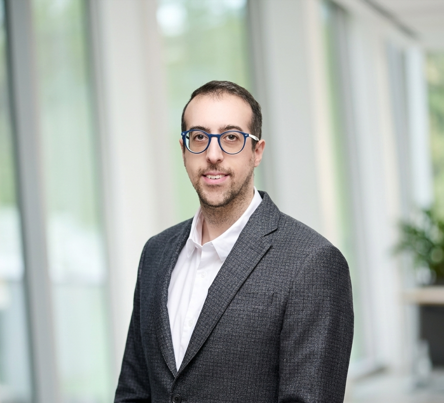 Quantum AI at the Crossroads 